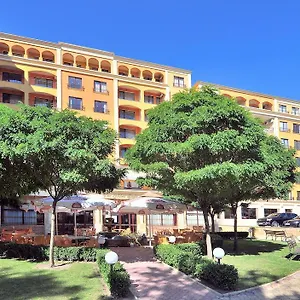 Hotel apartamentowy Paradise Park Złote Piaski